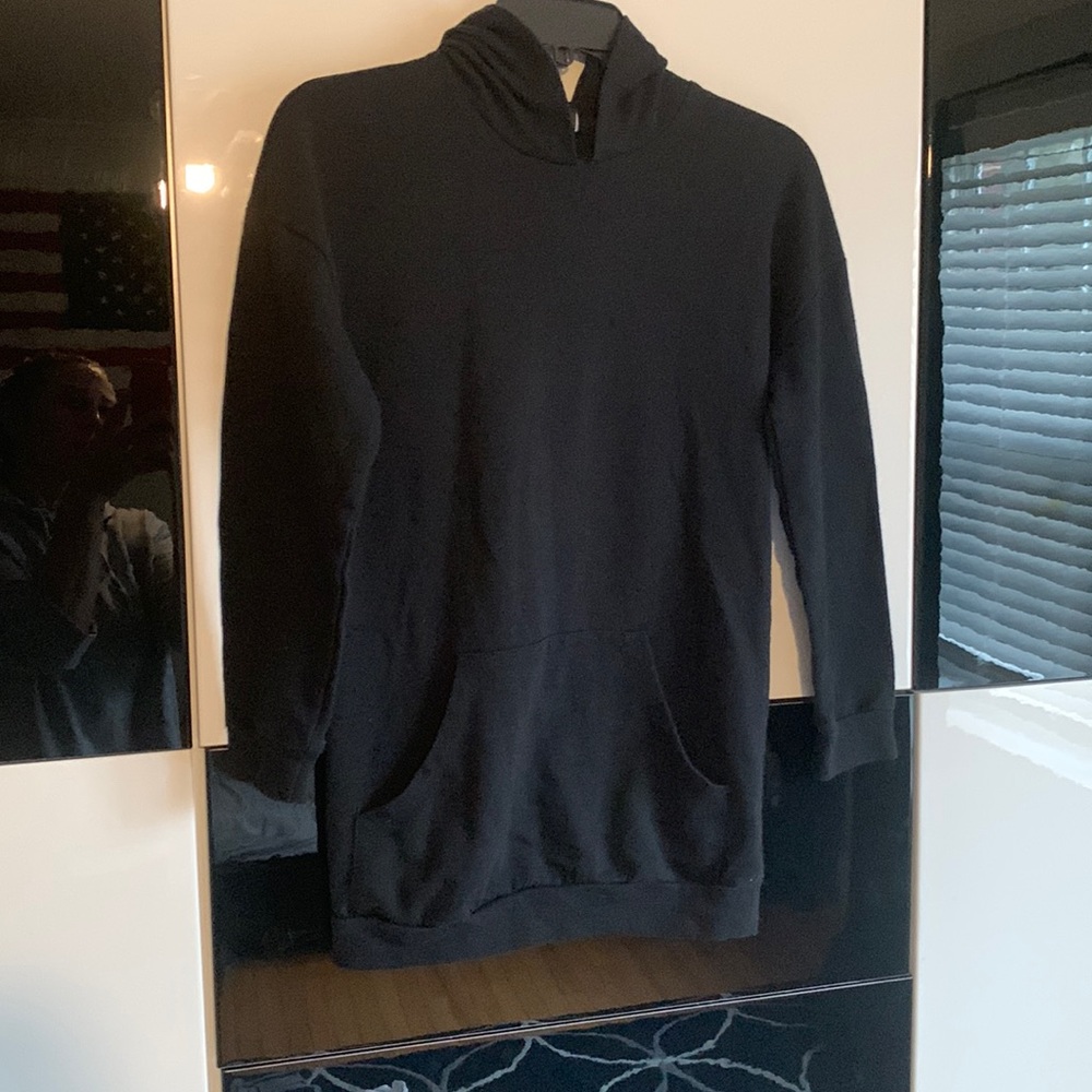 Boy’s long sleeve shirt with hood Size10-12